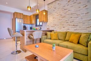 Кухня или мини-кухня в Christos Corfu Premium Suites
