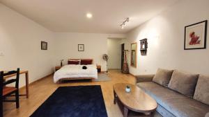 Letto o letti in una camera di Nextdoor Kathmandu