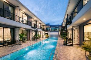 Bazén v ubytování Chanakarn Pool Access Rawai nebo v jeho okolí