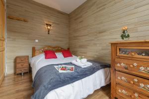 Postel nebo postele na pokoji v ubytování Chamonix Sud - Balme 407 Happy Rentals