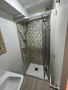 Kúpeľňa v ubytovaní Apartamento con encanto en Casco Histórico de Burgos + 27 fotografií