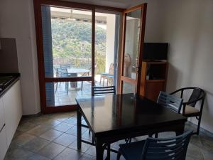 Fotografie z fotogalerie ubytování Appartamenti Villa Lina - La Sorella v destinaci Nisporto + 17 fotografií