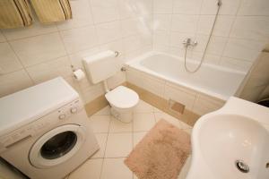 Kúpeľňa v ubytovaní Apartmani Pašalić
