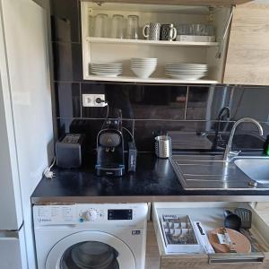 Gallery image of Chambre mignon in Argenteuil +11 photos