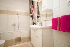 Kúpeľňa v ubytovaní Apartmani Pašalić