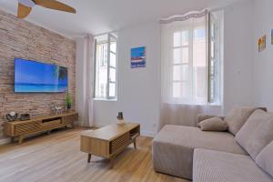 Afbeelding uit fotogalerij van Cosy Neuf Hyper Centre Toulon in Toulon +30 foto's