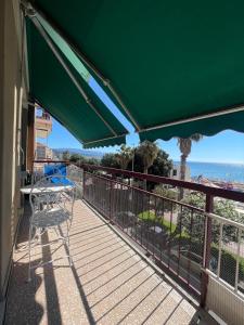 Balkoni atau teres di Vado sul mare