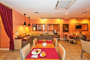 Restorāns vai citas vietas, kur ieturēt maltīti, naktsmītnē Agora Life Hotel - Special Class