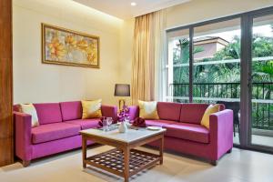Seashell Suites and Villas- Candolim Goaにあるシーティングエリア
