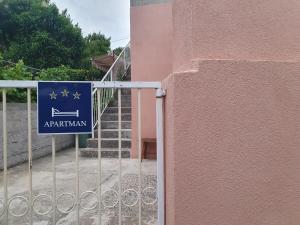 Fotografie z fotogalerie ubytování Apartment Laura v destinaci Tisno