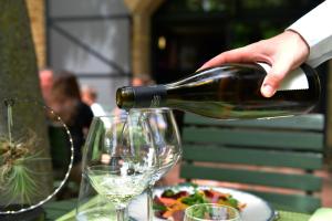Nápoje v ubytování Le Mas Des Aigras - Hôtel & Restaurant de Charme en Provence