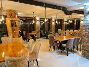 Ruang duduk di Moravska Obala - Prenoćište i Restoran