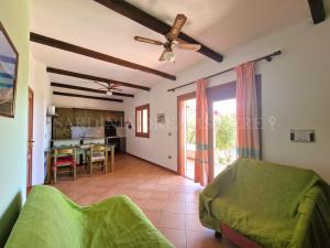 Ruang duduk di Villa Rubino - Santa Teresa Gallura