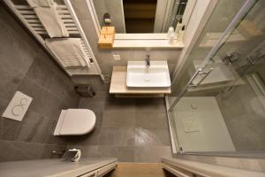 Un baño de Hotel Rousseau