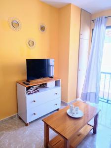 Μια τηλεόραση ή/και κέντρο ψυχαγωγίας στο Apartamento Beneharo en San Andrés +35 φωτογραφίες