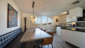 Η κουζίνα ή μικρή κουζίνα στο Kabbelaarsbank 216 - Port Marina Zélande NOT INTENDED FOR COMPANY OR WORK-RELATED STAYS