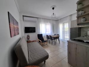 Kuchyň nebo kuchyňský kout v ubytování Alana apartment