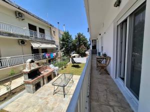 Balkón nebo terasa v ubytování Alana apartment