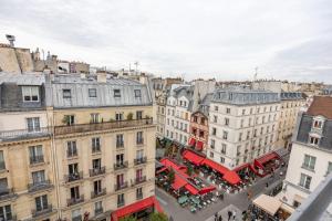 Γενική άποψη της πόλης Παρίσι ή θέα της πόλης από  αυτό το διαμέρισμα