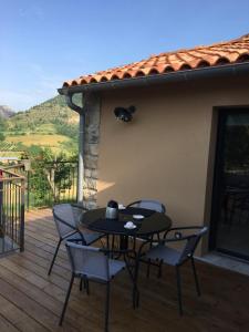 Balkón nebo terasa v ubytování Gîte La Liaucoussette