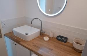 Fotografie z fotogalerie ubytování Appartement pied dans l'eau - La Comtesse v destinaci Saint-Quay-Portrieux + 12 fotografií