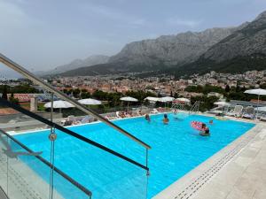 Swimmingpoolen hos eller tæt på Our Lady Aparthotel Amfora
