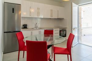 Φωτογραφία από το άλμπουμ του Symphony Suite στον Πάνορμο Ρεθύμνου