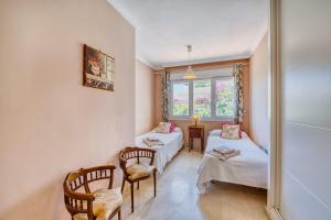 Postel nebo postele na pokoji v ubytování 1107 Marbella Beach Front House