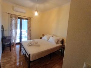 Postel nebo postele na pokoji v ubytování Chez Flik San Rocco Sq