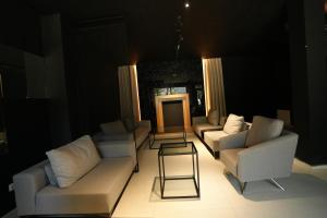 Biond Hotel的休息区