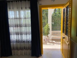 صورة لـ Marsa - Sidi Bousaid Lovely Authentic Apartment في المرسى