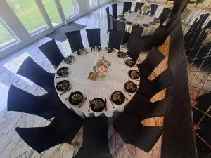 Restoran atau tempat lain untuk makan di RELAX VILLA +10 gambar