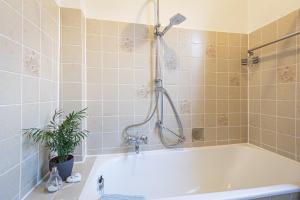 Koupelna v ubytování HIRSCH Apartment Fuchsbau - zentral - Garten