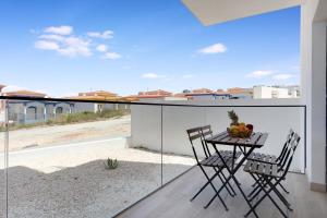 Μπαλκόνι ή βεράντα στο 13 Esteva Resorts rcA Aljezur 5 min to the Beach