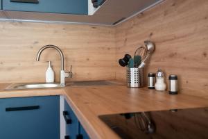Kuchyň nebo kuchyňský kout v ubytování Apartmány Josefův Důl - Lesní Brána