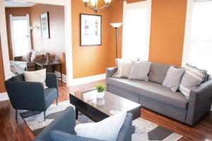 Gallery image of Expansive Charm in Every Corner 7 bedroom in Cleveland
