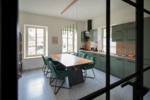Kuchyň nebo kuchyňský kout v ubytování Apartmány Josefův Důl - Lesní Brána