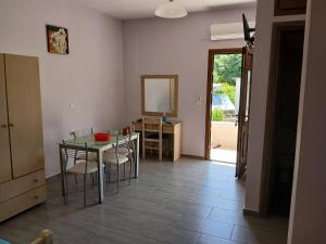 Fotografie z fotogalerie ubytování Vassilis Studios v destinaci Anaxos