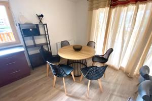 Φωτογραφία από το άλμπουμ του Apartment for 4 to 6 people with a 60m terrace σε Saint-Jean-de-Maurienne +6 φωτογραφίες