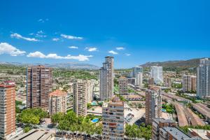 Nespecifikovaný výhled na destinaci Benidorm nebo výhled na město při pohledu z apartmánu