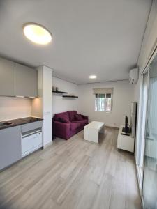 Kuchyňa alebo kuchynka v ubytovaní BONITO APARTAMENTO EN DENIA