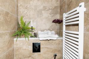 Koupelna v ubytování Ocean View Haven by AESTHAVEN + 25 fotografií