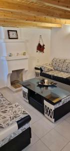 Χώρος καθιστικού στο Filippos Home