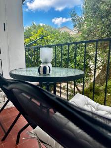 Балкон или терраса в Cozy modern apartment Amphora-Beach near