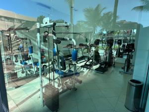 Fitness centrum a/nebo fitness zařízení v ubytování Flat em Itacuruçá + 2 fotografie
