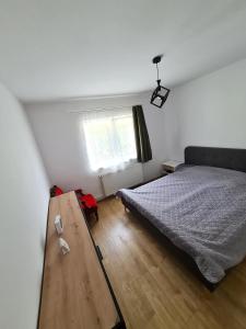Una cama o camas en una habitación de OG rooms