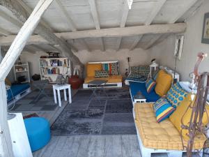 Posezení v ubytování Maison La Thébaïde