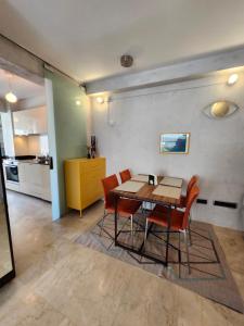 Gallery image of Apartamento moderno en el centro in A Coruña +18 photos