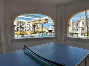 Πινγκ πονγκ στο Las Carolinas residence with pool ή εκεί κοντά
