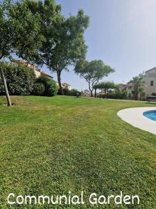 En have udenfor 29, Manzana 2 lomas, Costa esuri + 26 billeder